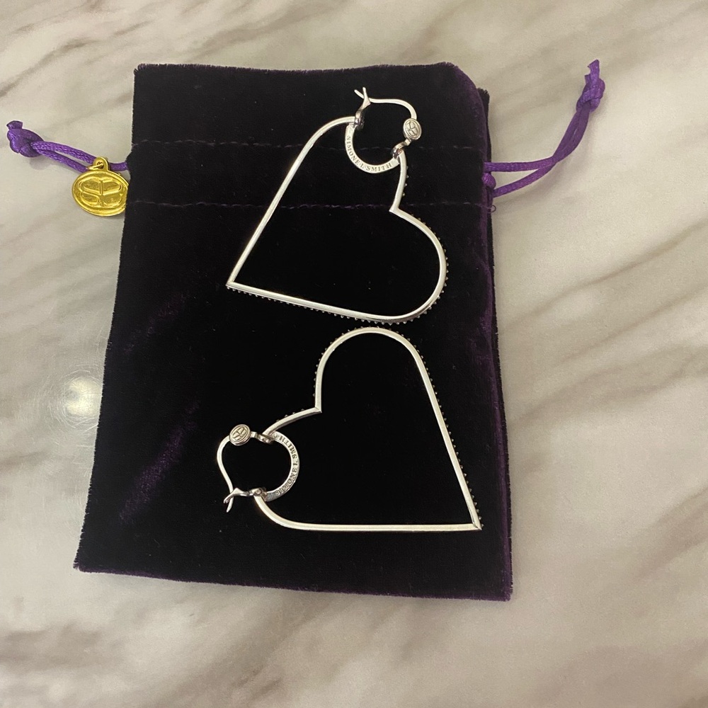 Chic Platinum Heart Earrings